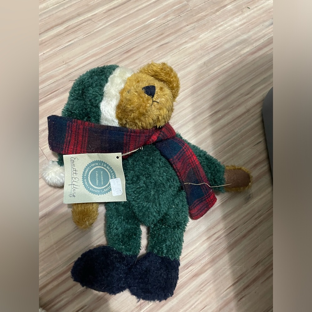 Boyd bear Christmas bear